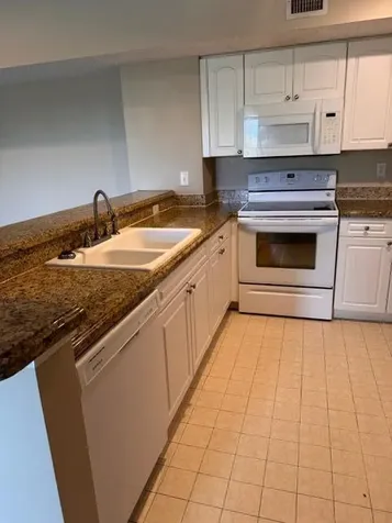 272 Village Boulevard Tequesta FL 33469