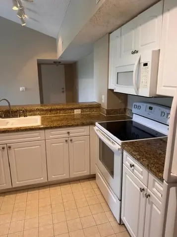 272 Village Boulevard Tequesta FL 33469