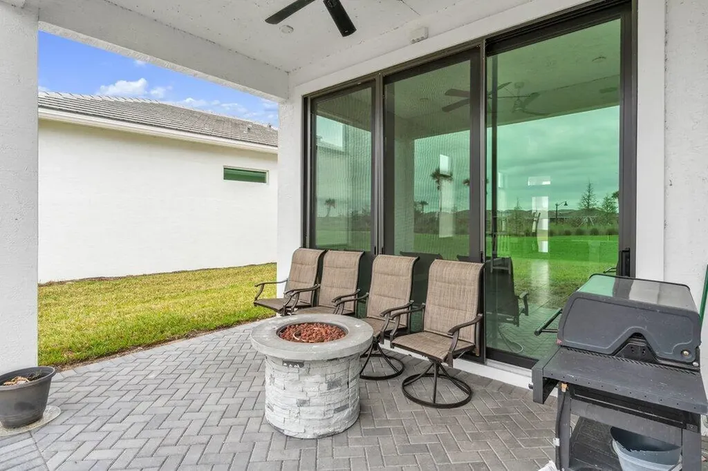 9399 SW Pepoli Way Port St Lucie FL 34987