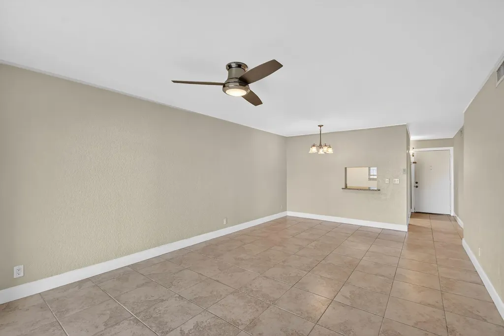 2615 NE 1st Court Boynton Beach FL 33435
