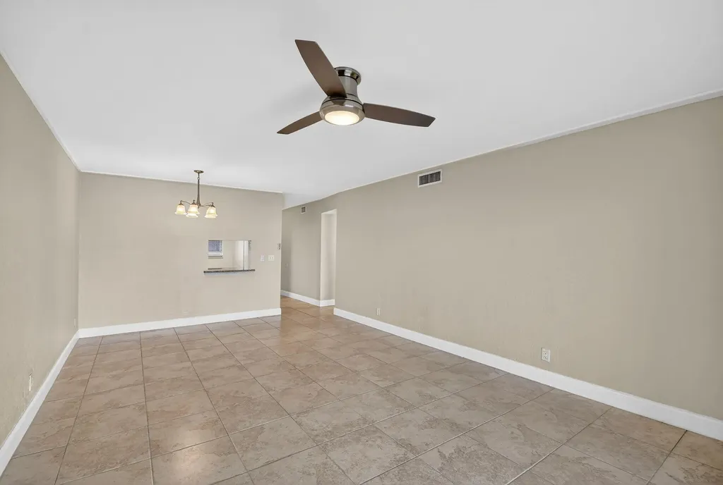 2615 NE 1st Court Boynton Beach FL 33435