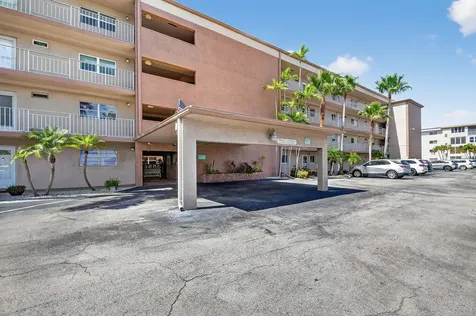 2615 NE 1st Court Boynton Beach FL 33435
