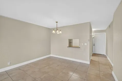 2615 NE 1st Court Boynton Beach FL 33435