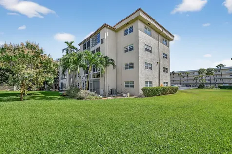 2615 NE 1st Court Boynton Beach FL 33435