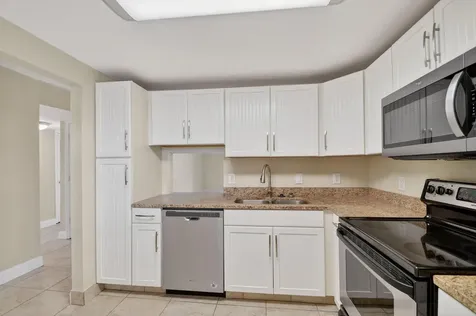 2615 NE 1st Court Boynton Beach FL 33435