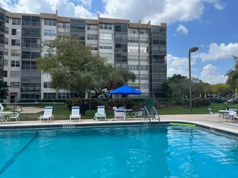 1300 Saint Charles Place Pembroke Pines FL 33026