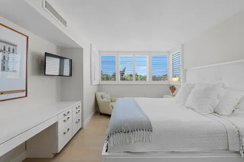 223 Atlantic Avenue Palm Beach FL 33480