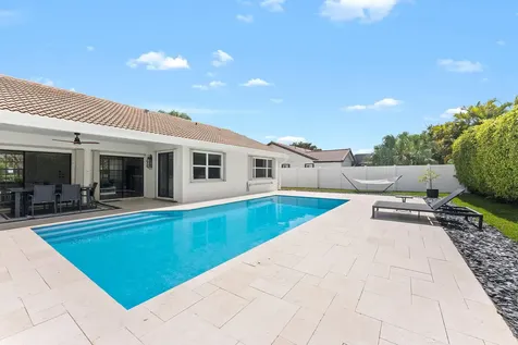 7836 Sunflower Drive Margate FL 33063