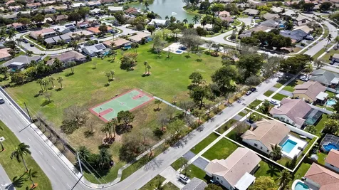 7836 Sunflower Drive Margate FL 33063