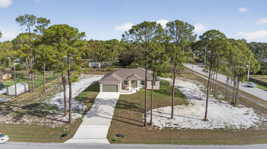14043 87th Street N Loxahatchee FL 33470