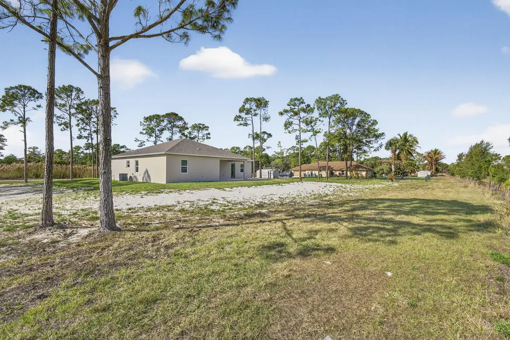 14043 87th Street N Loxahatchee FL 33470
