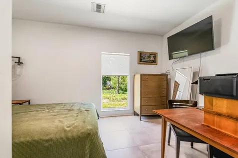 649 E Causeway Boulevard Vero Beach FL 32963