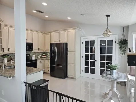 13431 SW 9th Place Davie FL 33325