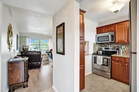 2901 E Sunrise Lakes Drive E Sunrise FL 33322