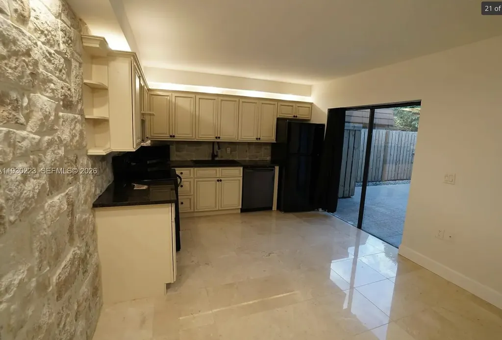 2427 24th Lane Palm Beach Gardens FL 33418