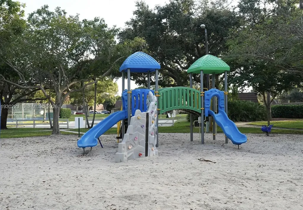2427 24th Lane Palm Beach Gardens FL 33418
