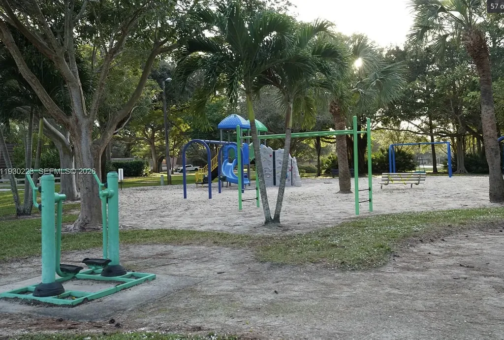 2427 24th Lane Palm Beach Gardens FL 33418