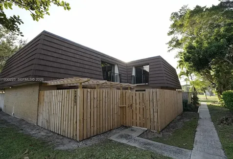 2427 24th Lane Palm Beach Gardens FL 33418