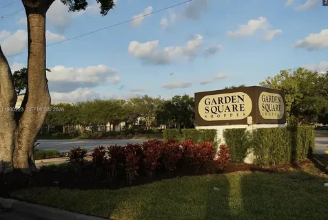 2427 24th Lane Palm Beach Gardens FL 33418