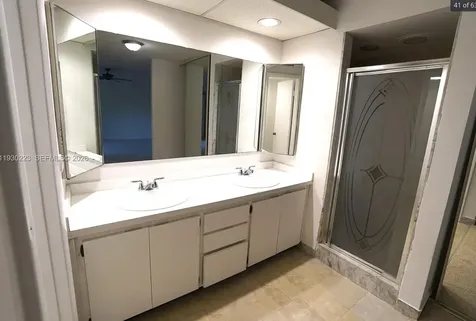 2427 24th Lane Palm Beach Gardens FL 33418