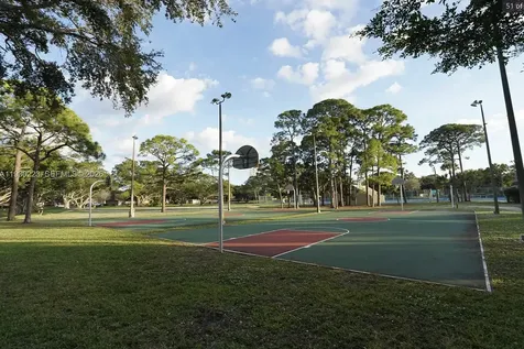 2427 24th Lane Palm Beach Gardens FL 33418
