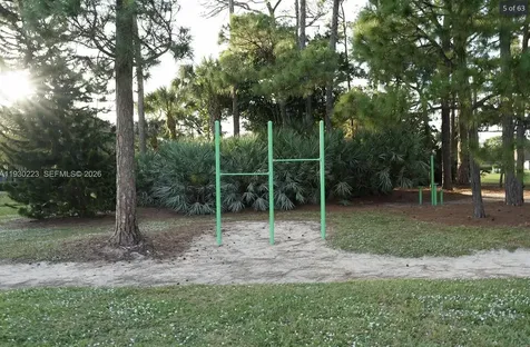2427 24th Lane Palm Beach Gardens FL 33418