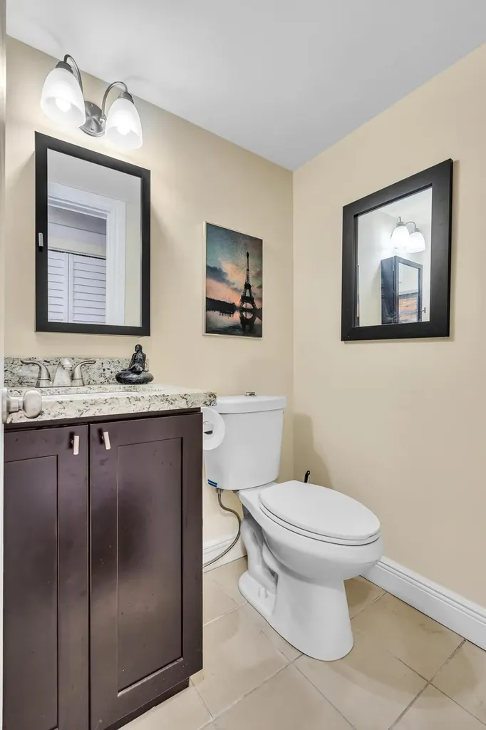 2123 Cambridge F Deerfield Beach FL 33442