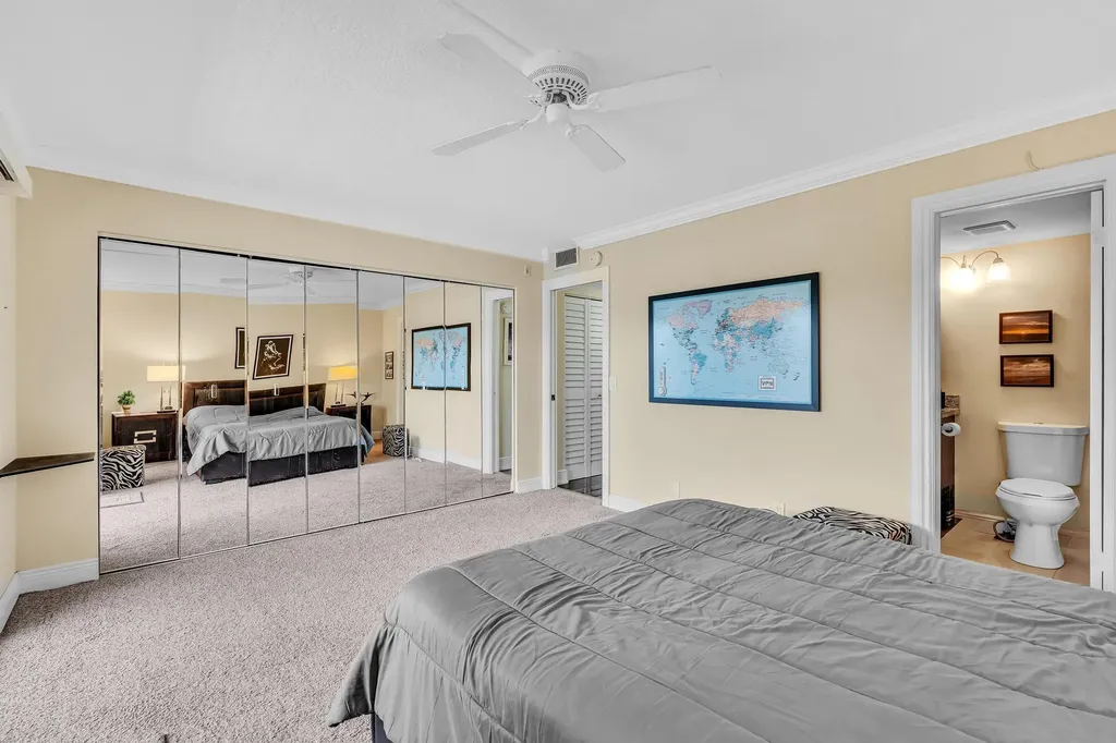 2123 Cambridge F Deerfield Beach FL 33442