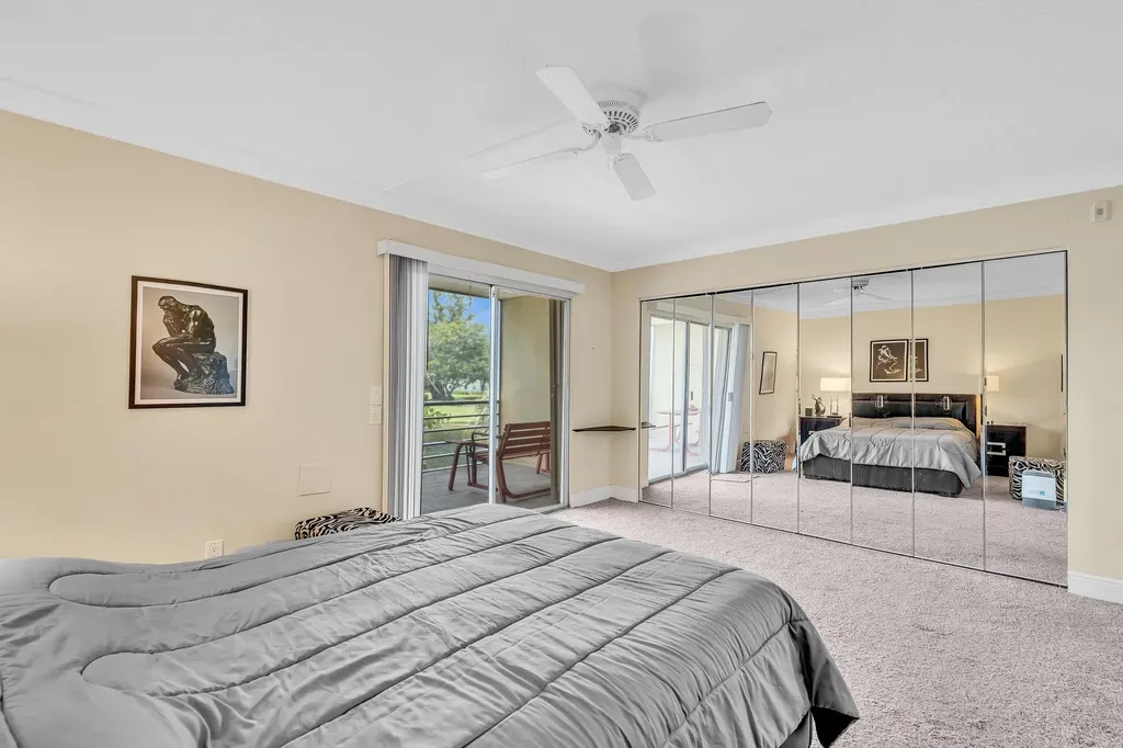 2123 Cambridge F Deerfield Beach FL 33442