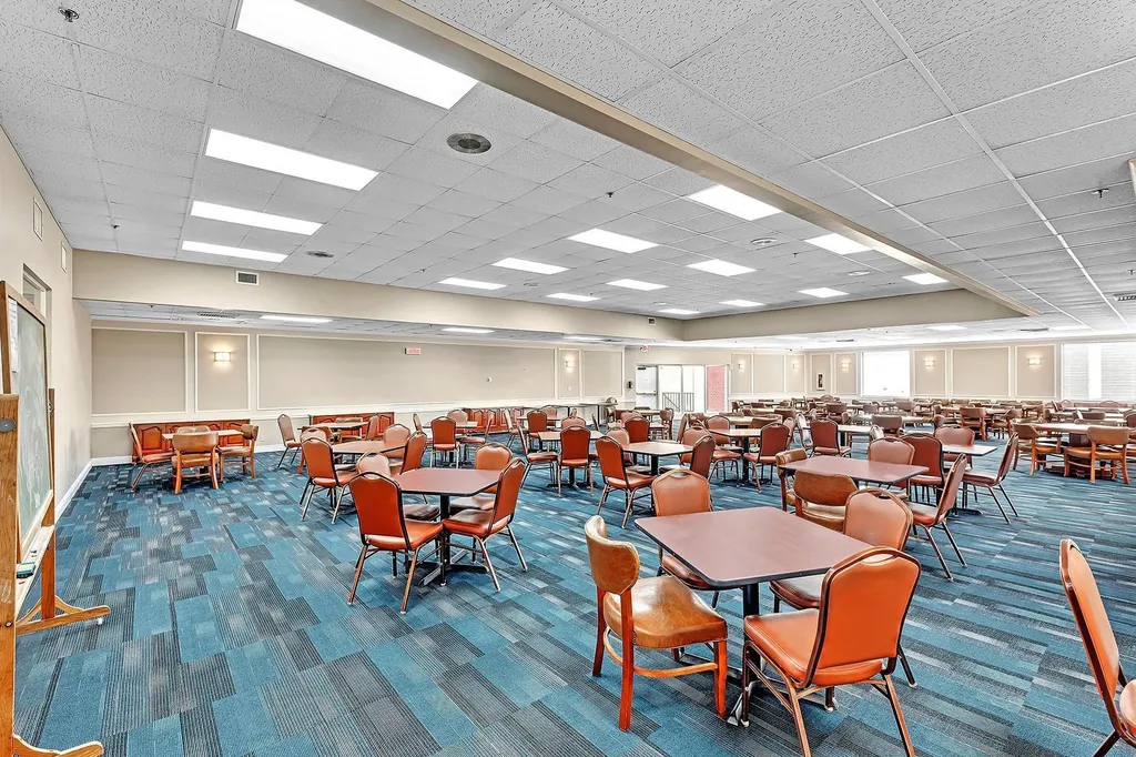2123 Cambridge F Deerfield Beach FL 33442