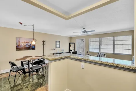 2123 Cambridge F Deerfield Beach FL 33442