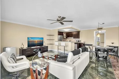 2123 Cambridge F Deerfield Beach FL 33442