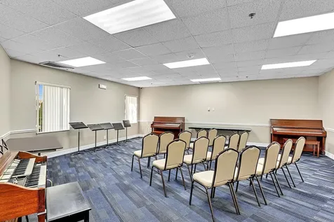 2123 Cambridge F Deerfield Beach FL 33442