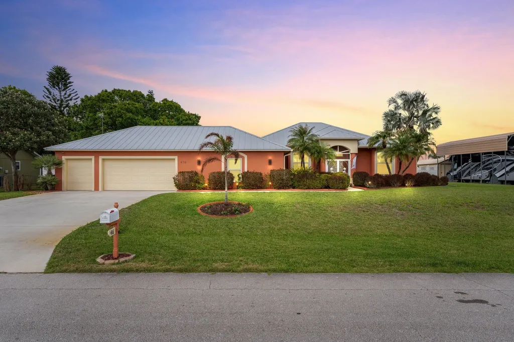 416 SW S Quick Circle Port St Lucie FL 34953