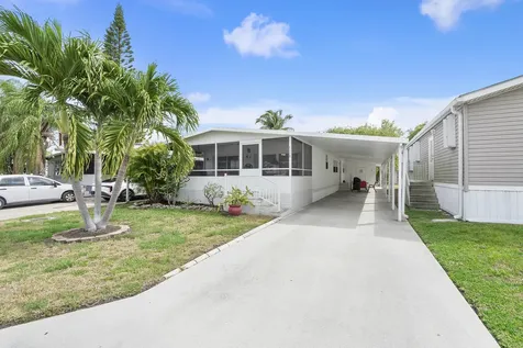 5490 SW 32nd Terrace Fort Lauderdale FL 33312