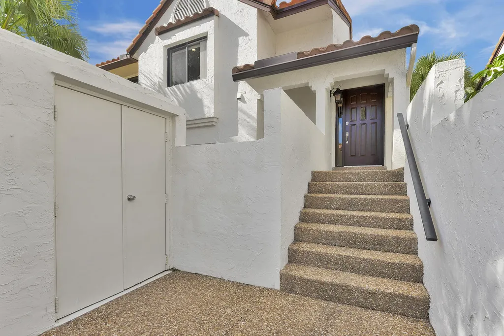 7888 Granada Place Boca Raton FL 33433
