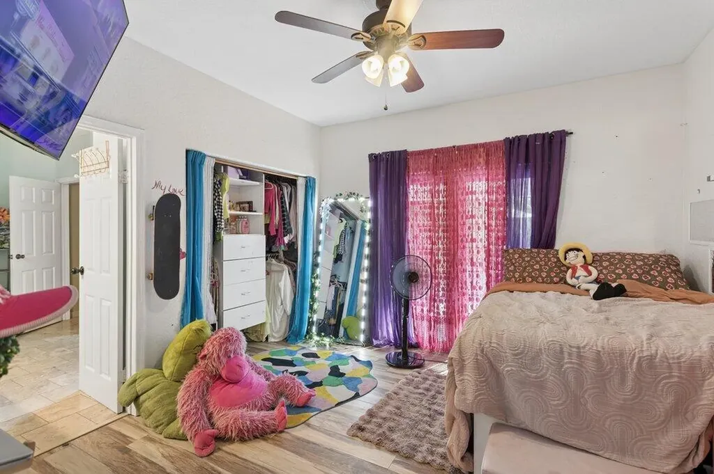 5521 SW 109th Avenue Davie FL 33328