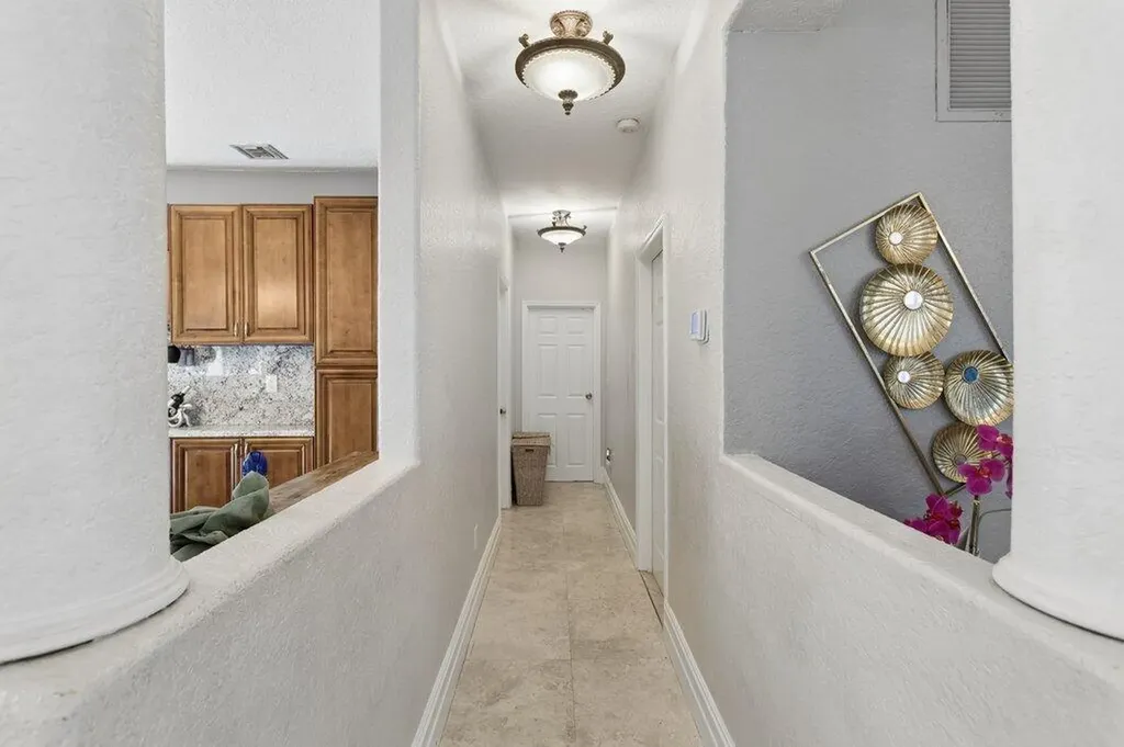 5521 SW 109th Avenue Davie FL 33328