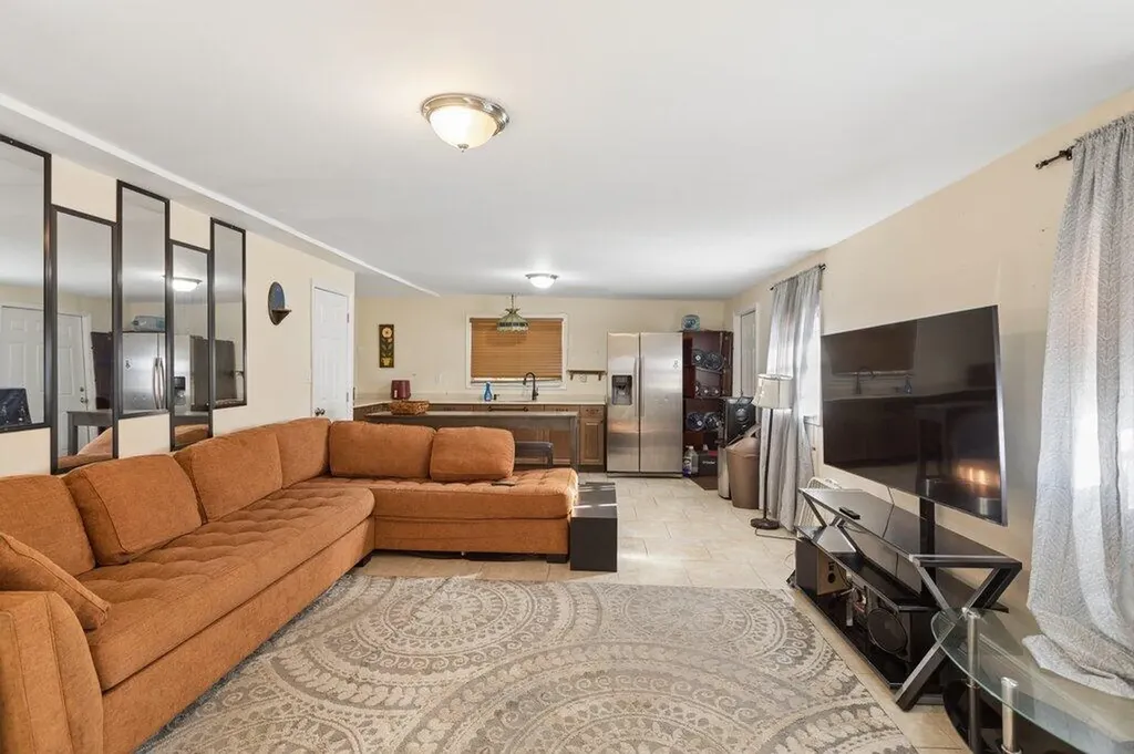5521 SW 109th Avenue Davie FL 33328