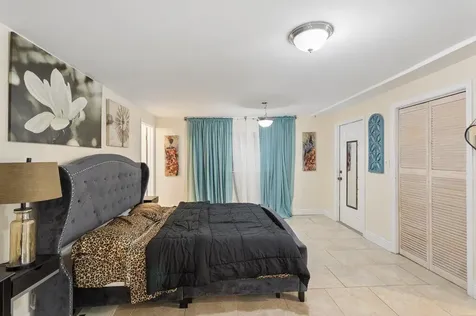 5521 SW 109th Avenue Davie FL 33328