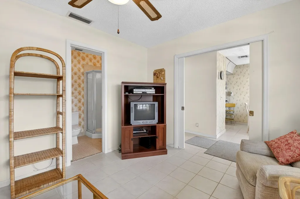 1150 Mahogany Way Delray Beach FL 33445