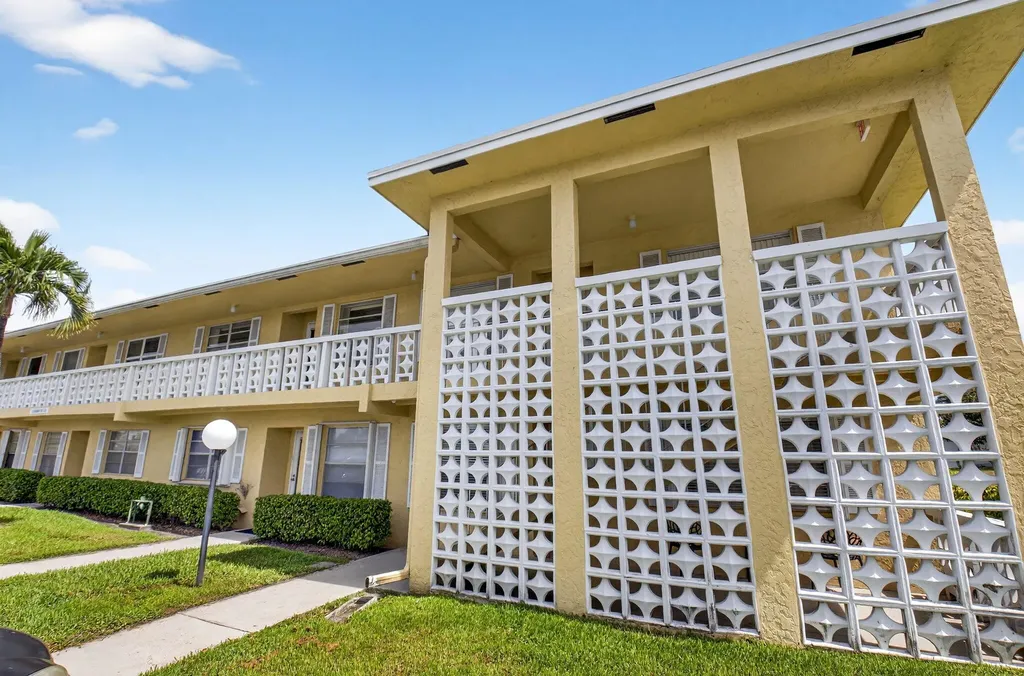 1150 Mahogany Way Delray Beach FL 33445