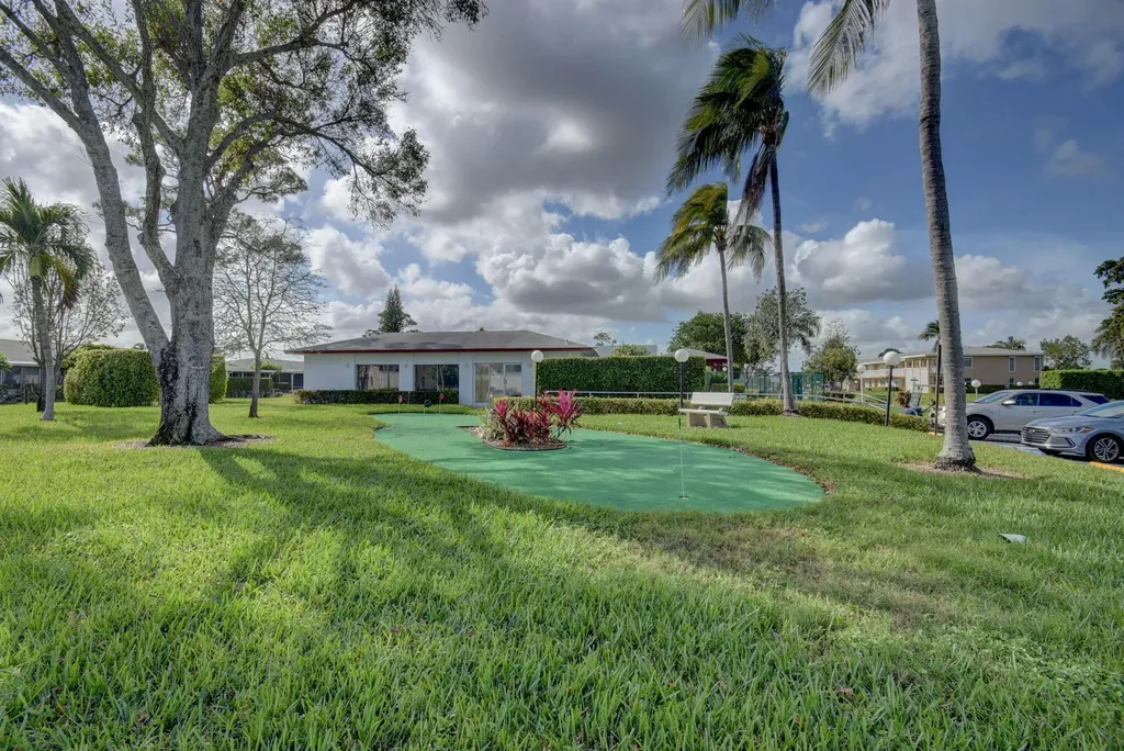 1150 Mahogany Way Delray Beach FL 33445