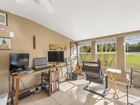 68 W Caribbean Port St Lucie FL 34952