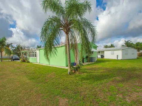 68 W Caribbean Port St Lucie FL 34952