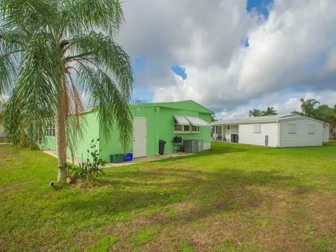 68 W Caribbean Port St Lucie FL 34952