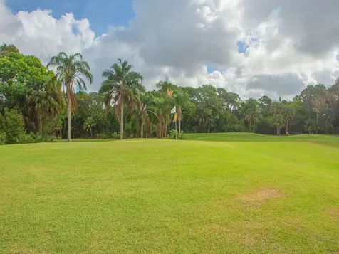 68 W Caribbean Port St Lucie FL 34952