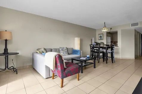 6715 W 26th Drive Hialeah FL 33016