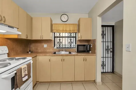 6715 W 26th Drive Hialeah FL 33016