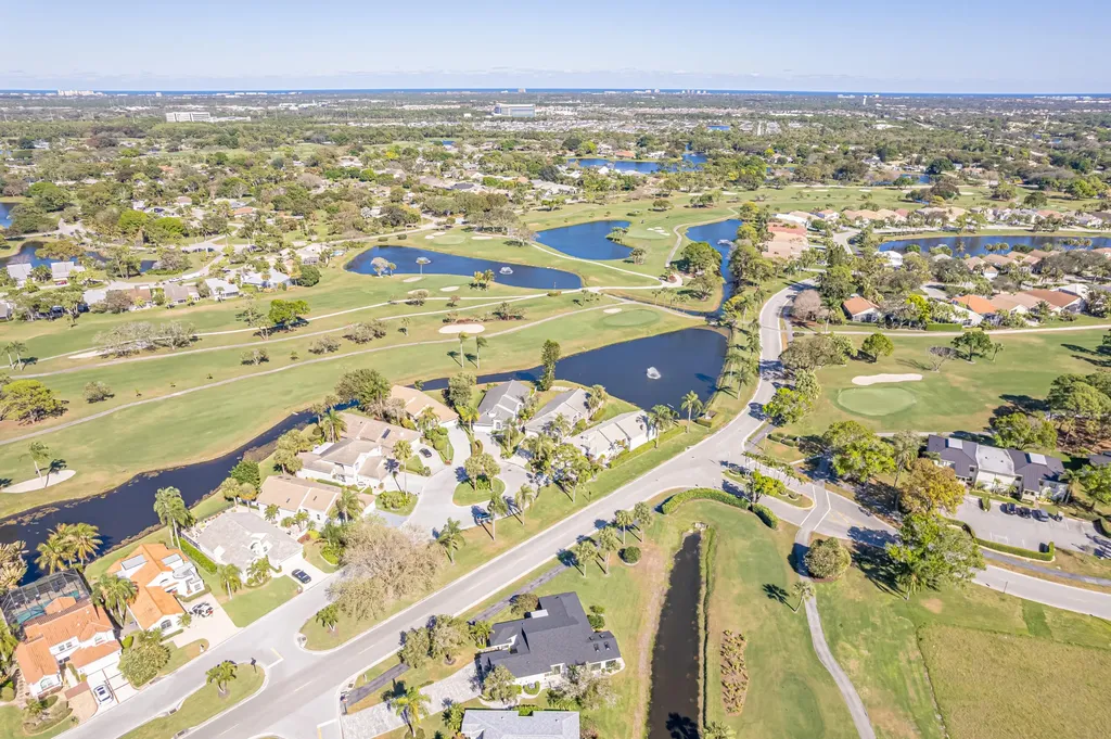 13090 Touchstone Place Palm Beach Gardens FL 33418
